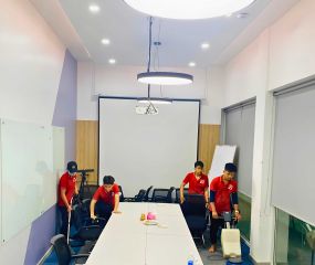 Dịch Vụ Vệ Sinh Thảm trải sàn Tại Nhà TP.HCM: Sạch Sâu - Diệt Khuẩn - Giá Rẻ 2026